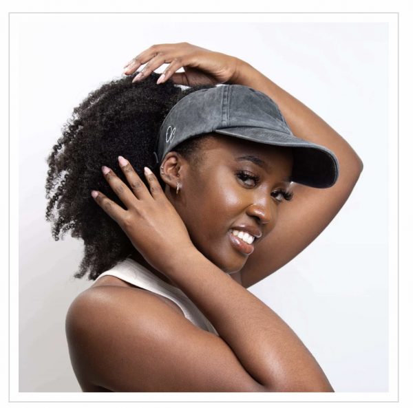 Satin lined baseball hat with open back Washed grey